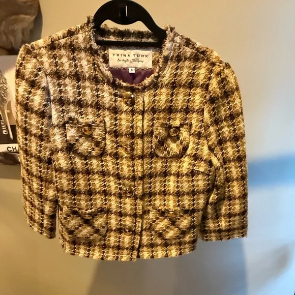 Trina Turk Gold Metallic Tweed 3/4 Sleeve Jacket w/ Gold Hardware Size 8/M $398 - Picture 2 of 10